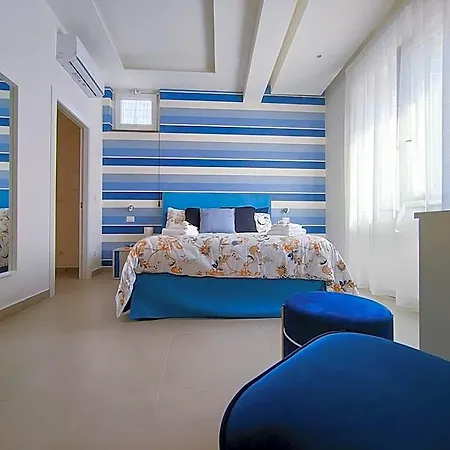 Interno7 4*